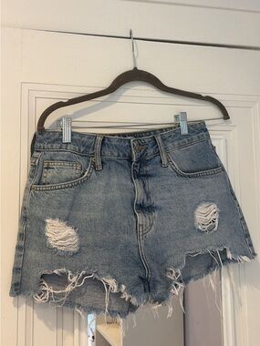 Forever21 Classic Distressed Denim Women’s Shorts - Light Blue